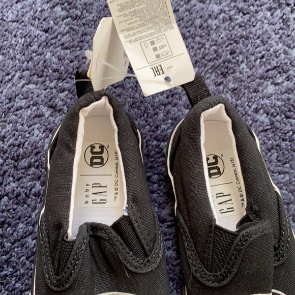 New GAP Batman slip on shoes. - Picture 3 of 4